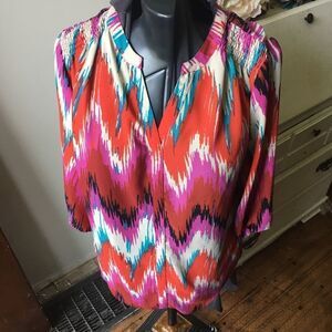 Gibson Latimer colorful retro split neck vacationcore semi sheer flowy blouse